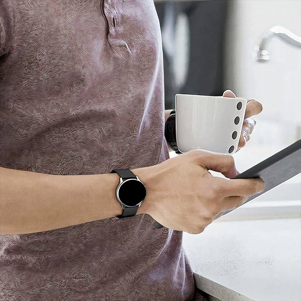 Curea Silicone Classic - Samsung Galaxy Watch 7/6/6 Classic/5 Pro/5/4/4 Classic/3 41mm/42 mm/Active 2/Active/FE - 20mm - Negru