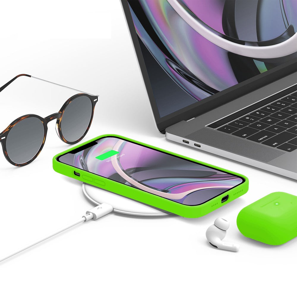 Husa Soft Silicone - iPhone 12/12 Pro - Neon Green