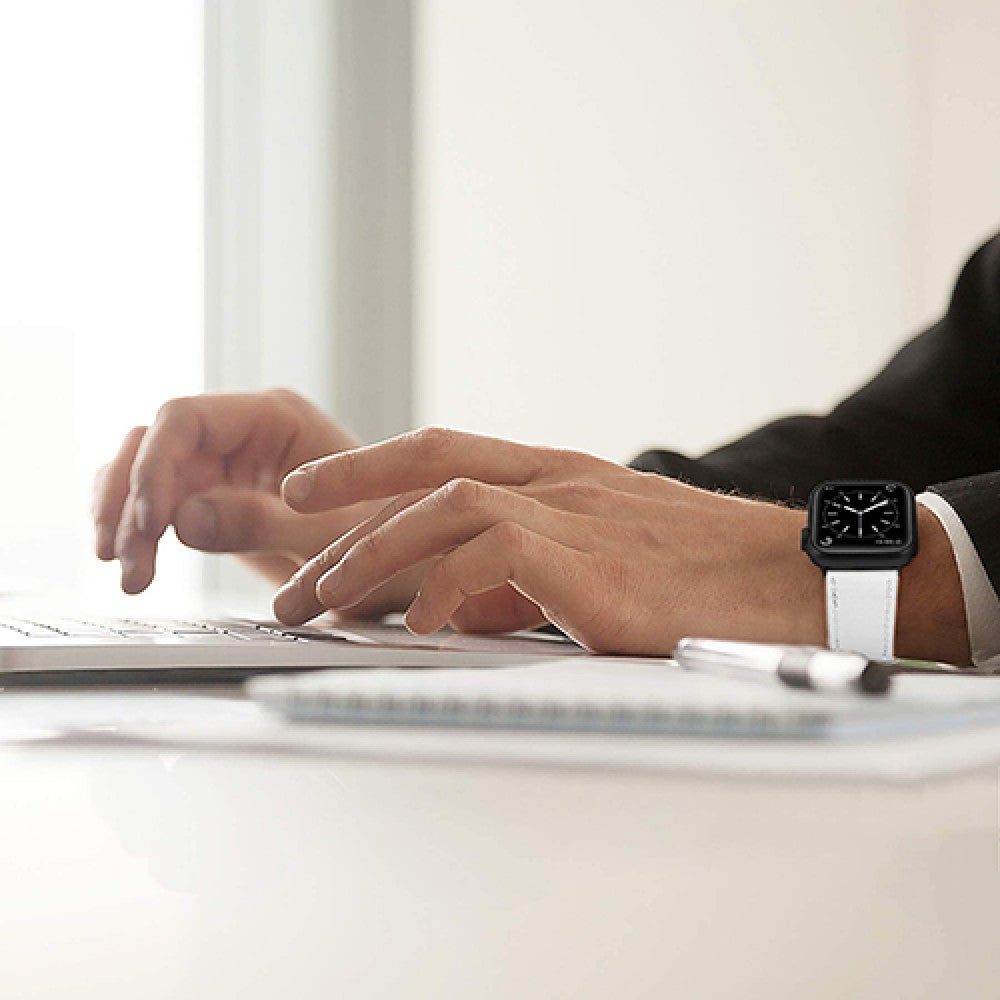 Curea Leather Heritage - Apple Watch 1/2/3/4/5/6/7/8/9/SE/Ultra 1/Ultra 2 - 42/44/45/49 MM - Alb