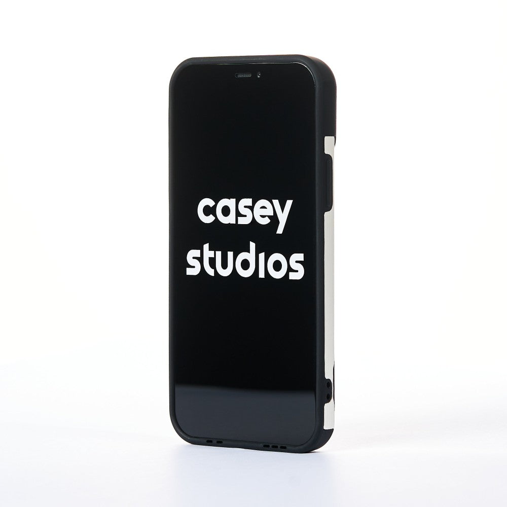 Husa Family Feud - iPhone 12 Pro - Woman