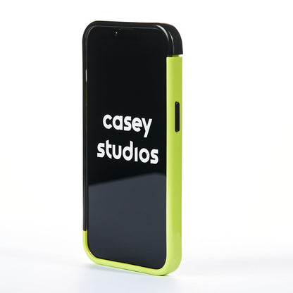 Husa Dino Attack - iPhone 13 Pro - Multicolor